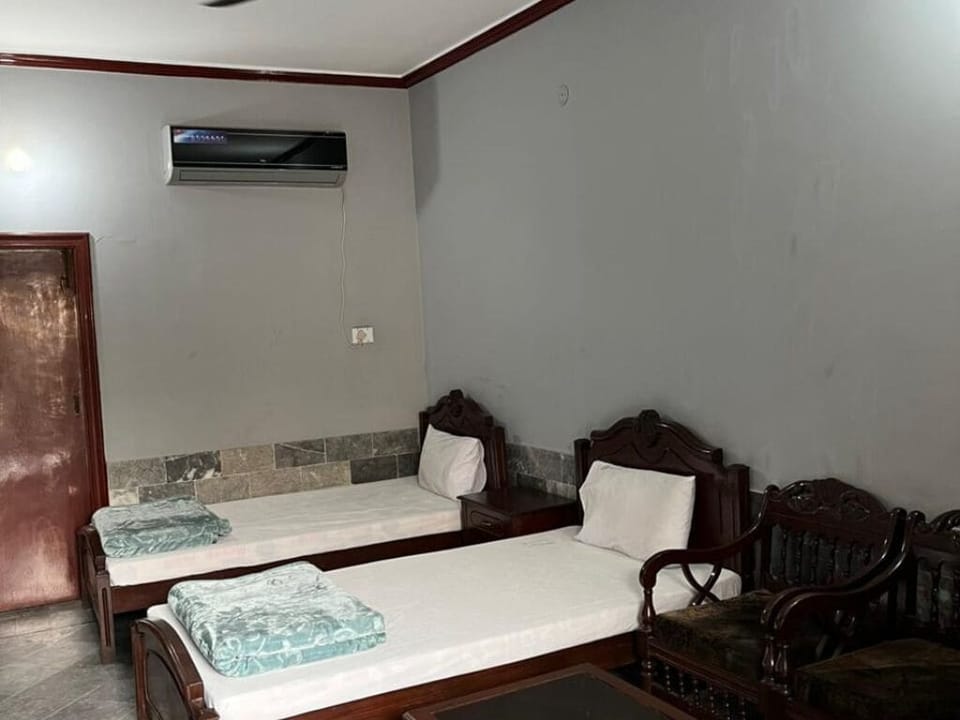 Economy Double Room | Blackout drapes, iron/ironing board
