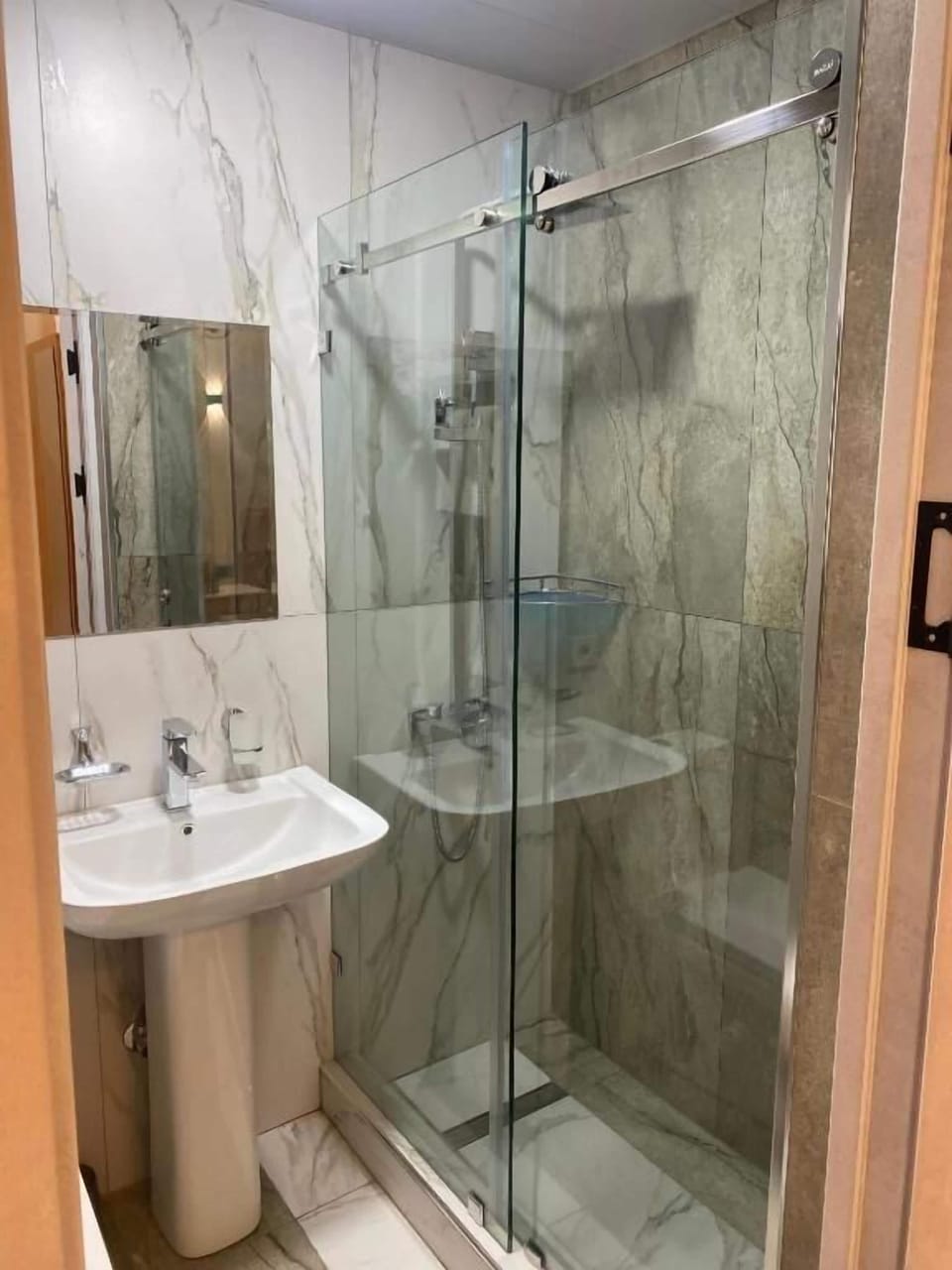 Shower, free toiletries, hair dryer, slippers