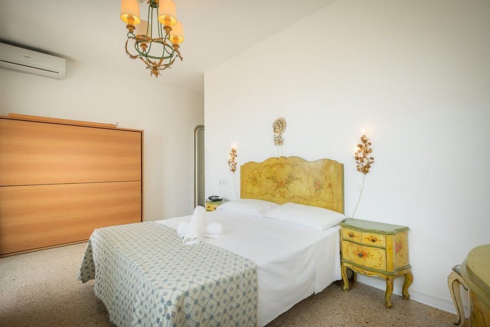 Deluxe Room, Balcony, Sea View | Desk, free WiFi
