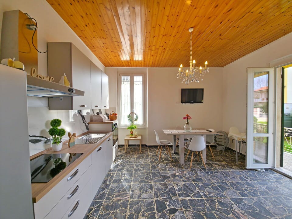 Kitchen, Living Room