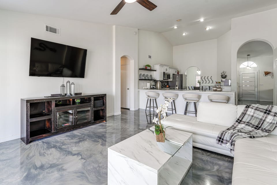 House (3 Bedrooms) | Interior