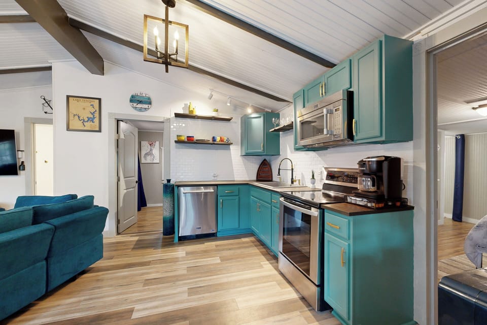 House (2 Bedrooms) | Interior