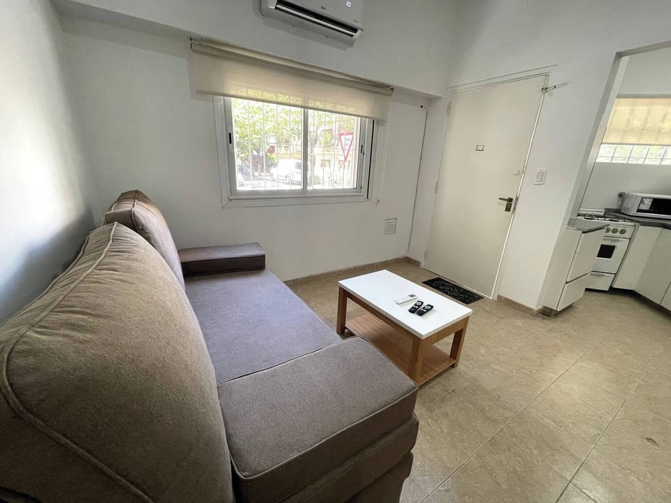 Apartment, 1 Bedroom, Smoking, City View | Living area