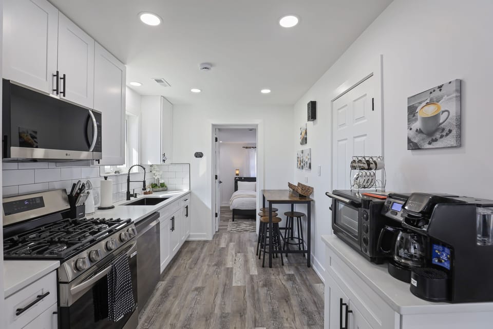 House, 3 Bedrooms | Private kitchen | Fridge, coffee/tea maker, toaster