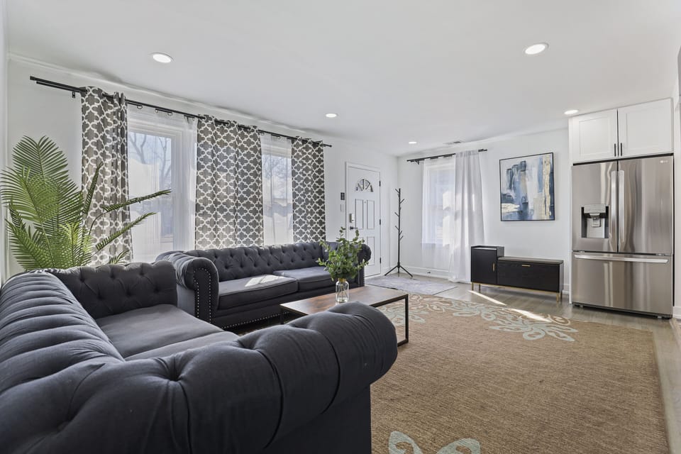 House, 3 Bedrooms | Living area | Smart TV, streaming services