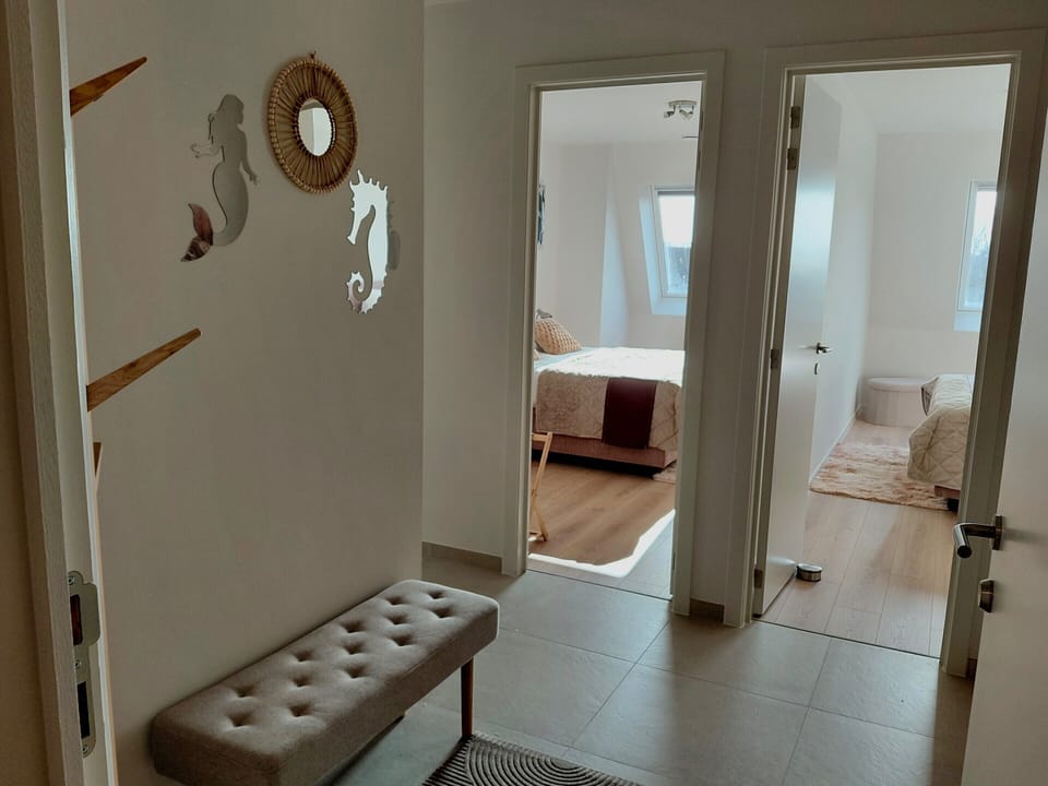Apartment | Reception