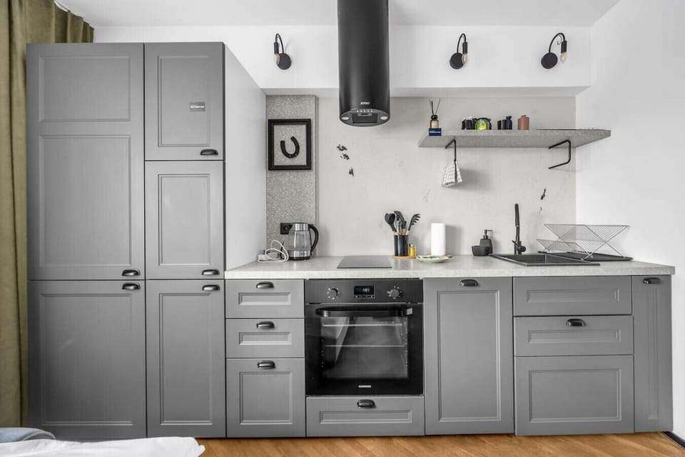 Cozy and Well Located Studio in Warsaw, Perfect for Couples | Book Now with RENTUJEMY