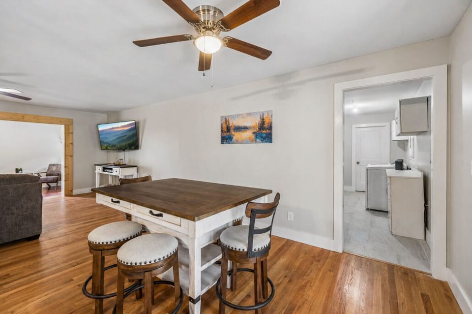High-Top Dining w. Seating for 6 + Patio Access