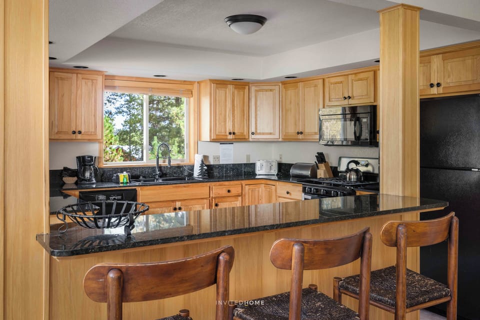 Kitchen - Summer
