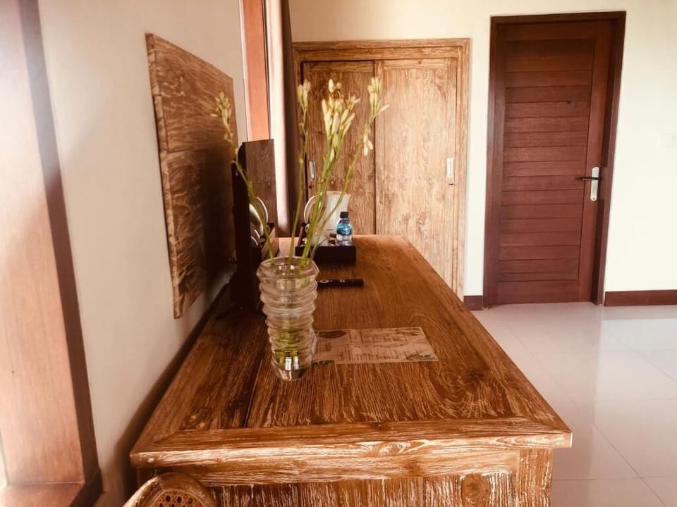 Junior Suite, Balcony, Beach View | Interior