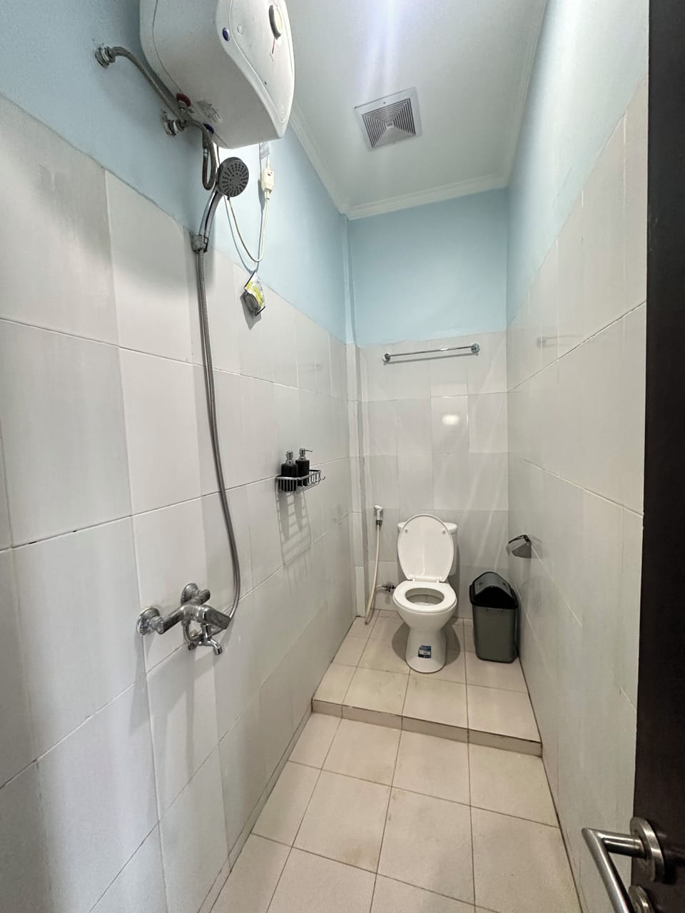 Double Room, Refrigerator | Bathroom
