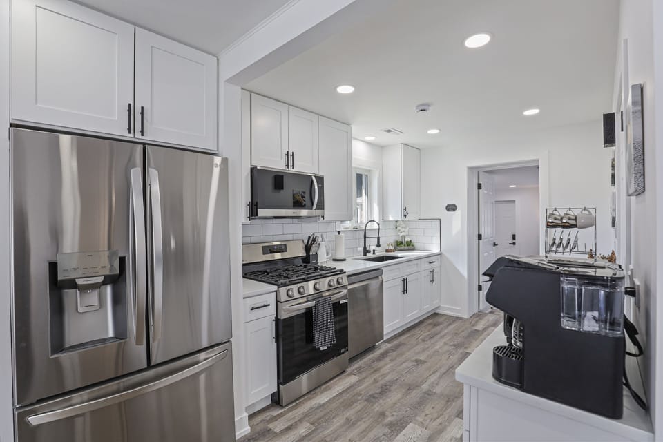 Indoors, Kitchen, Appliance, Microwave, Oven