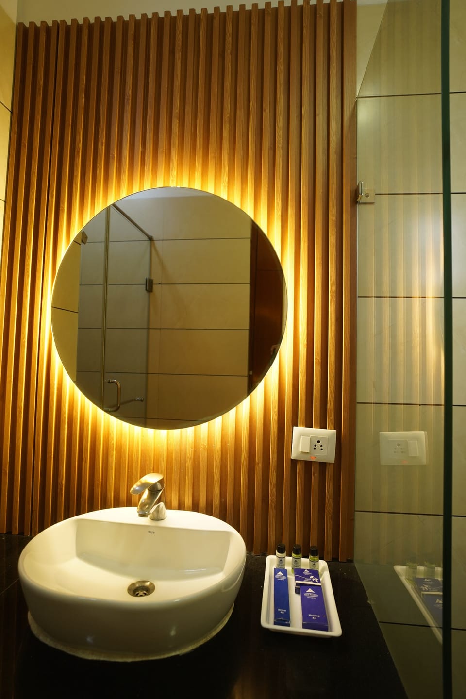Standard Room | Bathroom