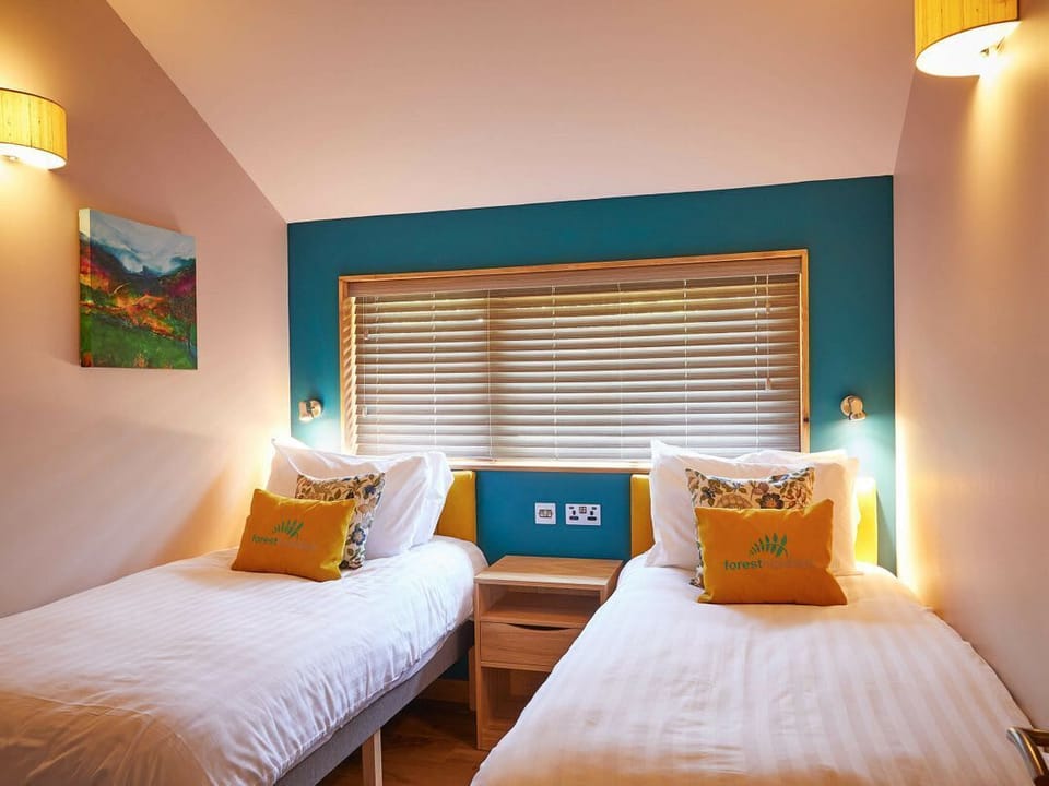 Beddgelert Golden Oak - freshly inspired design