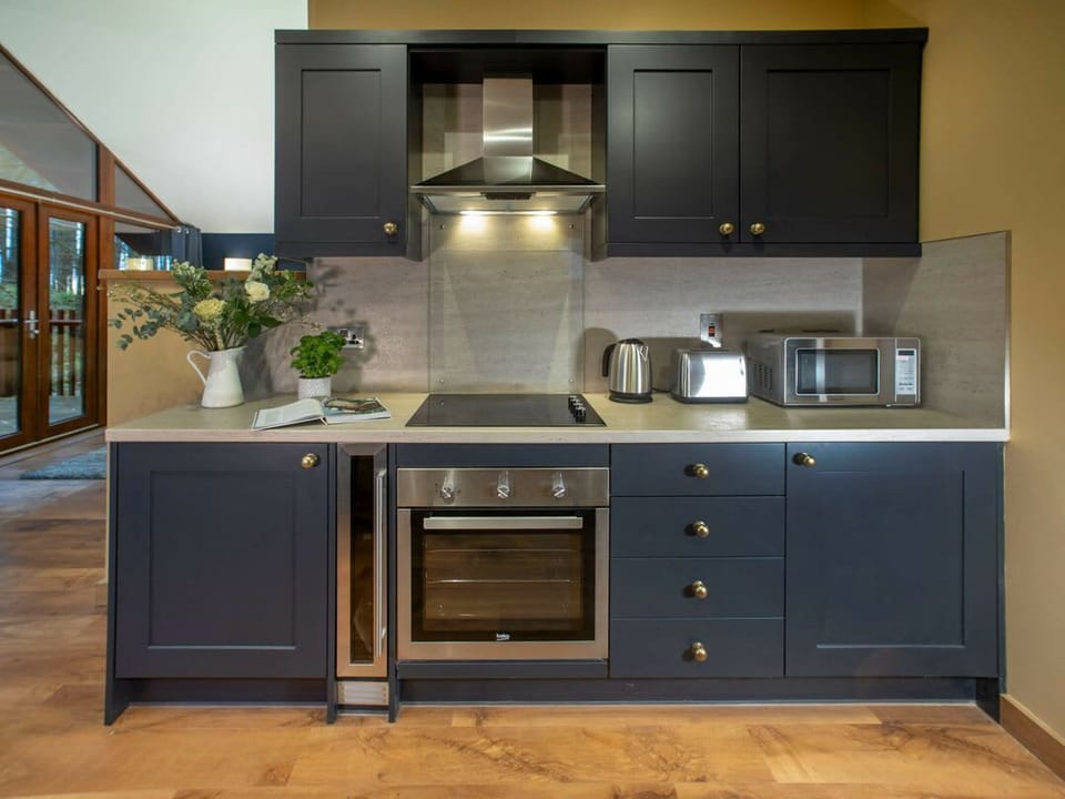 Garwnant Golden Oak Hideaway
