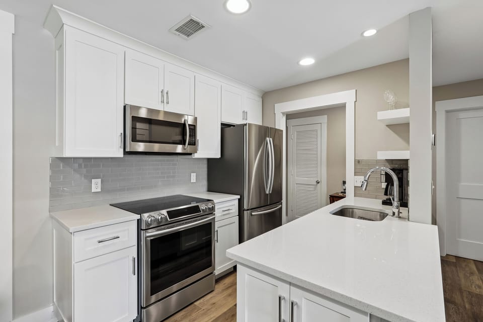 Kitchen at 951 Cutter Court
