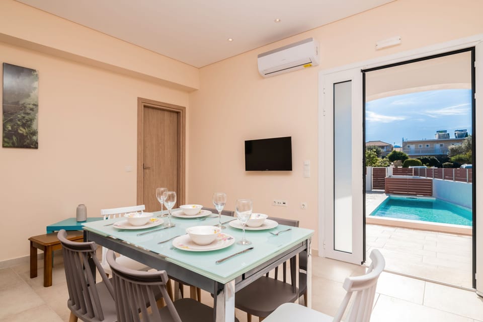 House, Smoking | 2 bedrooms