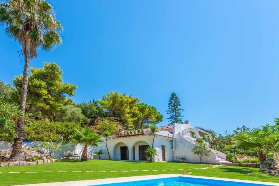 House, Smoking | 3 bedrooms, soundproofing