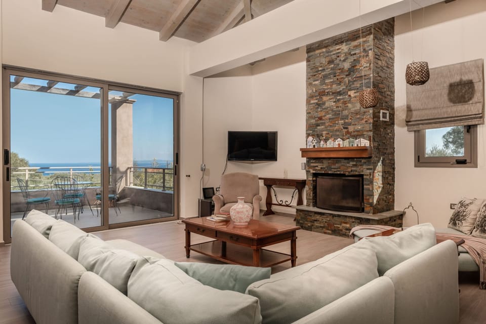 House, Smoking | 4 bedrooms
