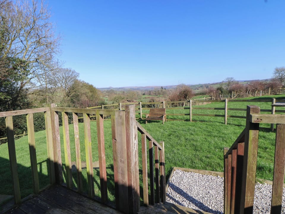 Shepherds Delight Cottage in Staffordshire Moorlands District