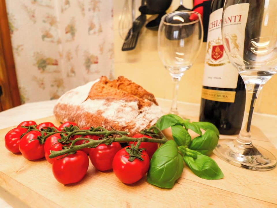 Cottage | Food and drink