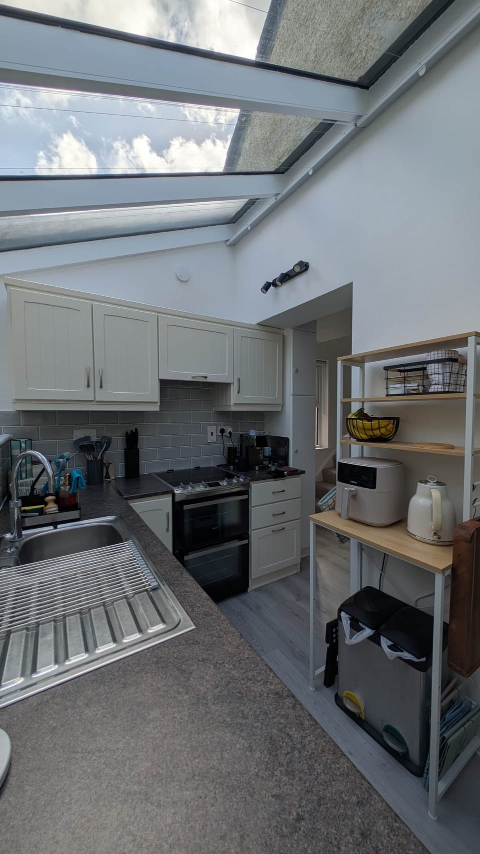 24 Kitchen