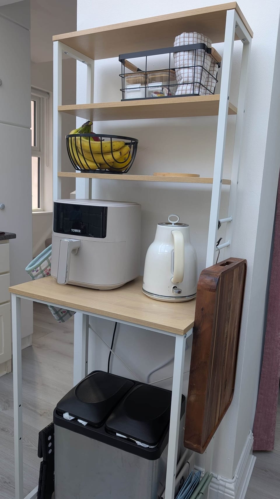 23 Kitchen
