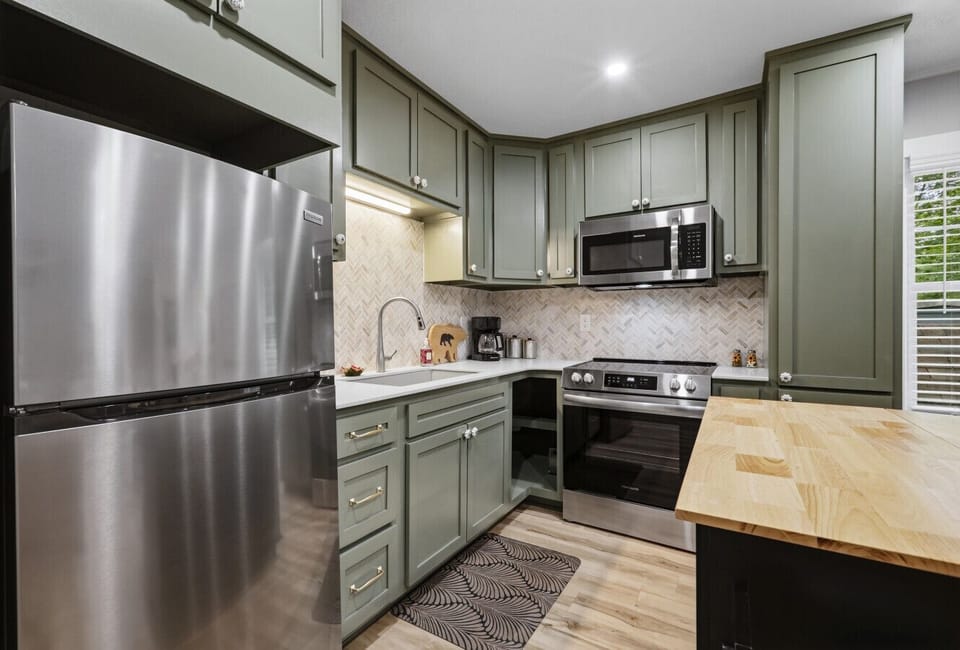 Kitchen | Stainless Steel Appliances | Island Prep Space