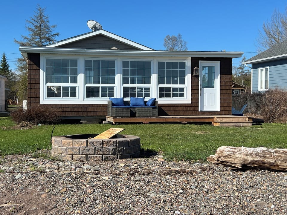 Located directly on the beach