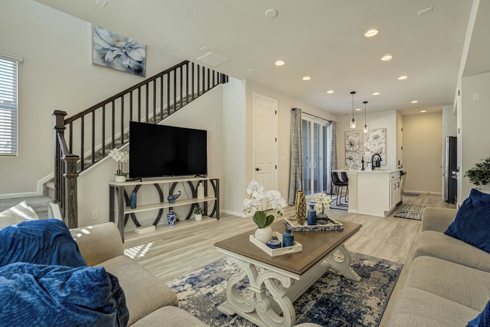 Fully furnished 3-bedroom, 2.5-bath townhome in Colorado Springs' desirable Briargate area