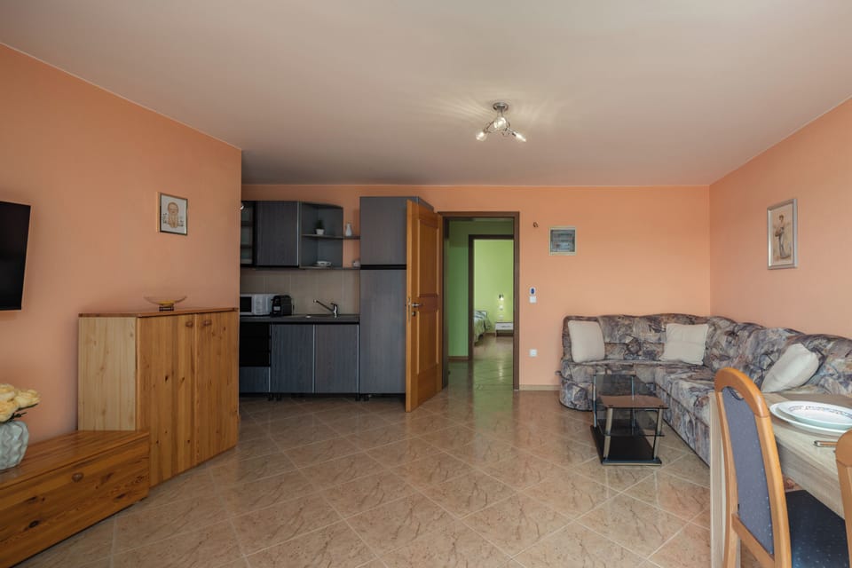 Kitchen and dining area