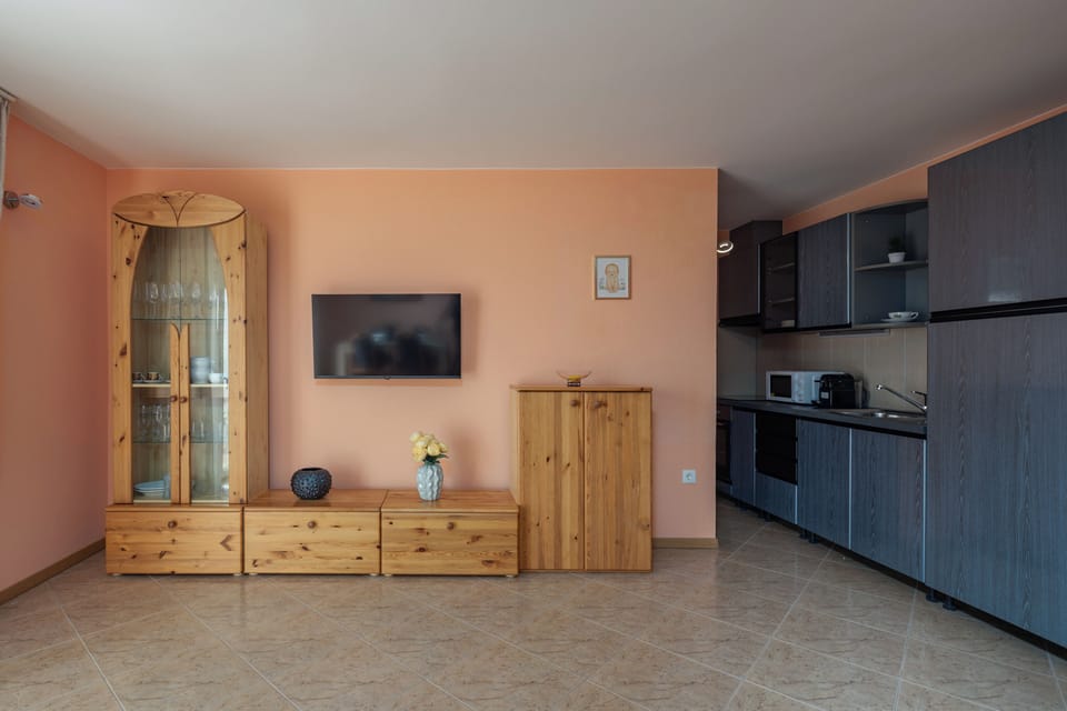 Kitchen and dining area