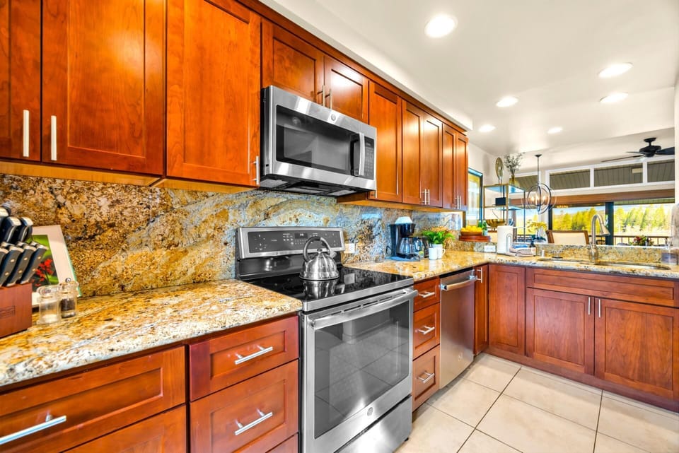 Stainless steel appliances and generous counter space for easy cooking KRV-1822
