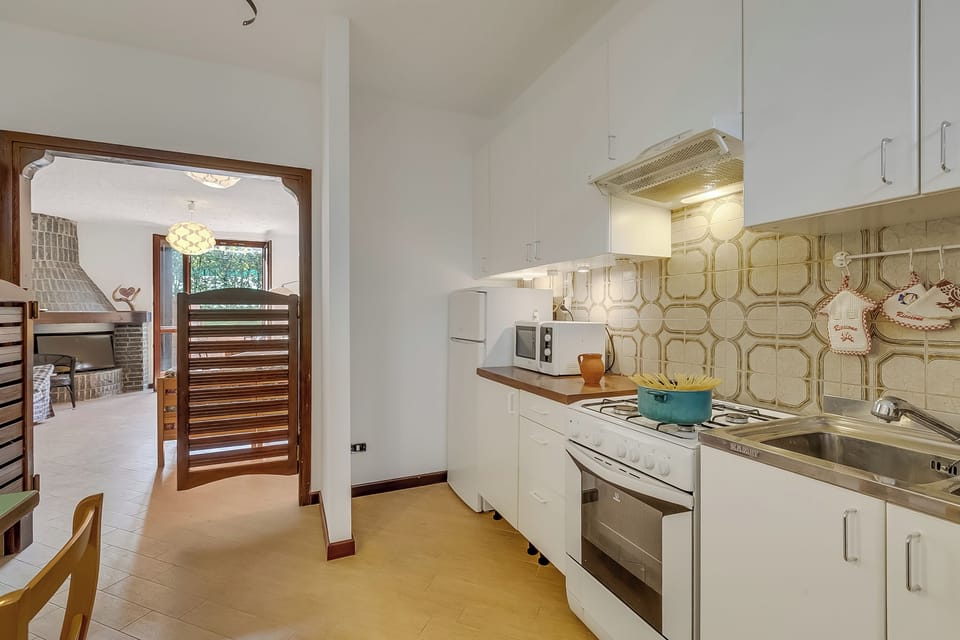 Family Villa, Multiple Bedrooms (Villa Eva) | Private kitchen