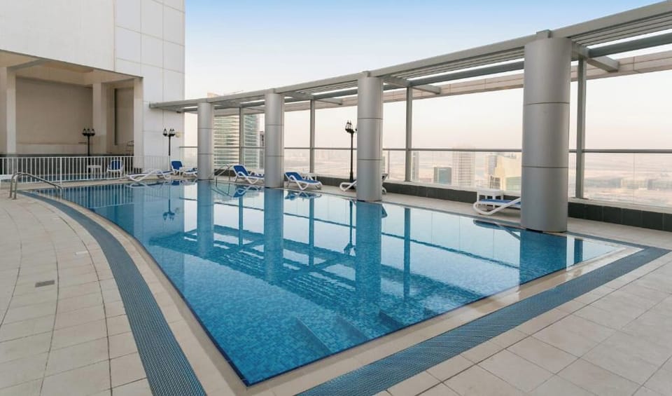 Deluxe Apartment | Pool | Outdoor pool