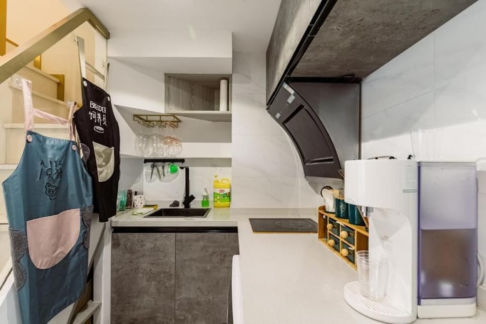 Comfort Apartment, 2 Bedrooms, Garden View | Private kitchen | Fridge, cookware/dishes/utensils