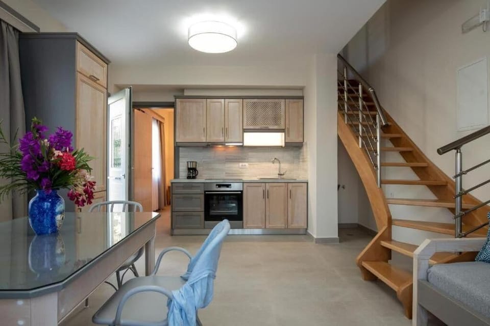 House, 2 Bedrooms, Private Pool, Sea View | Living area