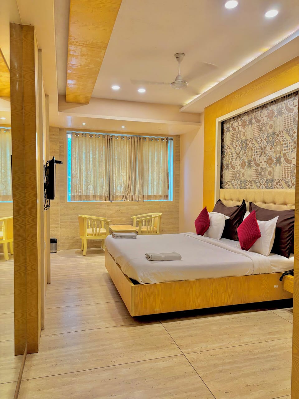 Deluxe Double Room, City View | Free WiFi