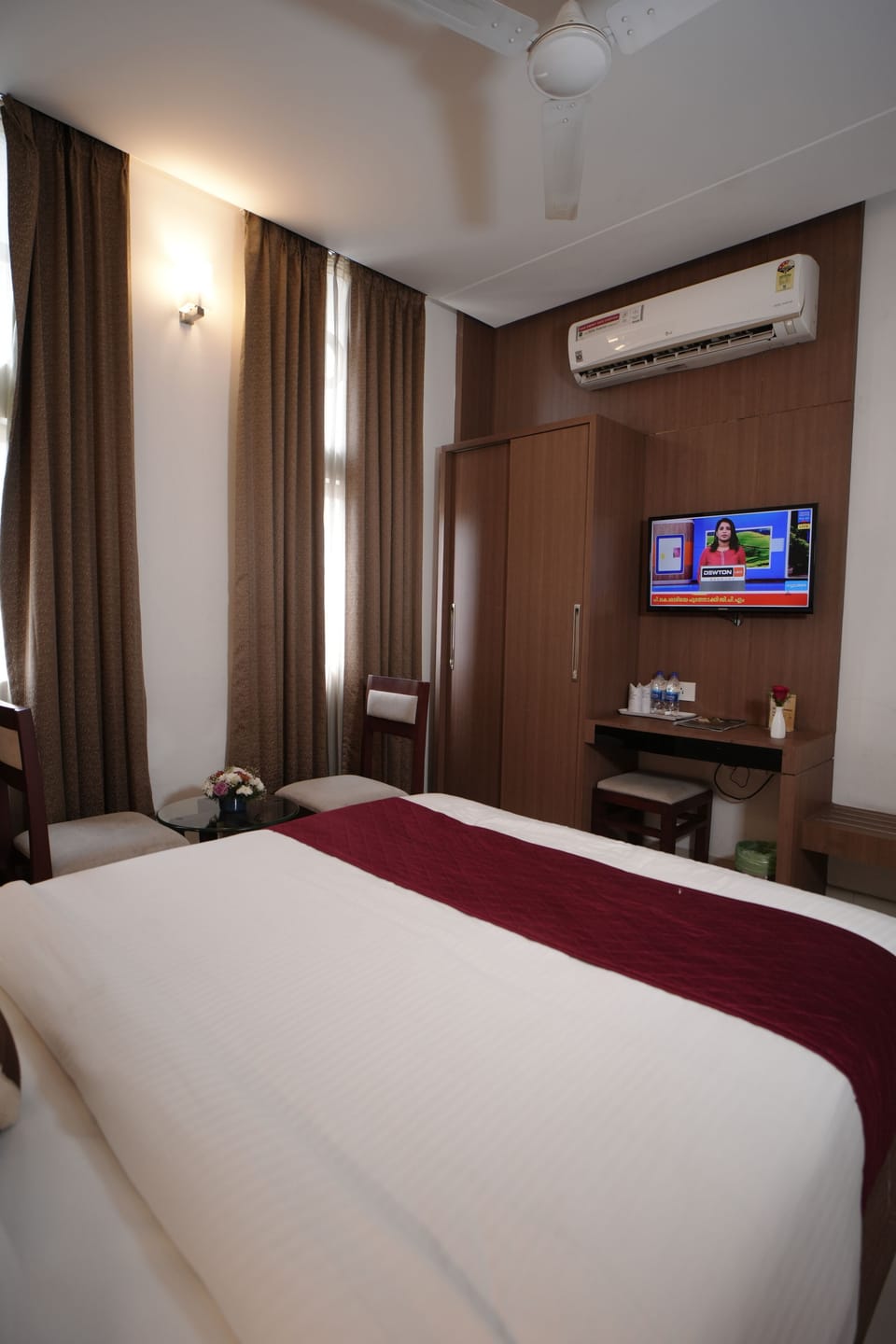 Deluxe Double Room, City View | In-room safe, soundproofing, iron/ironing board, free WiFi