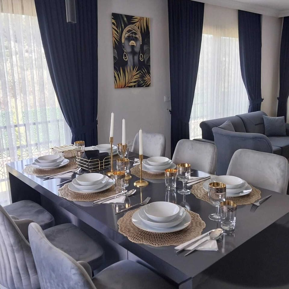 Villa, Mountain View | Dining