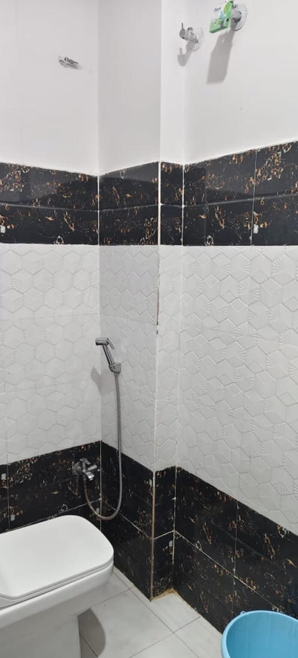 Free toiletries, towels