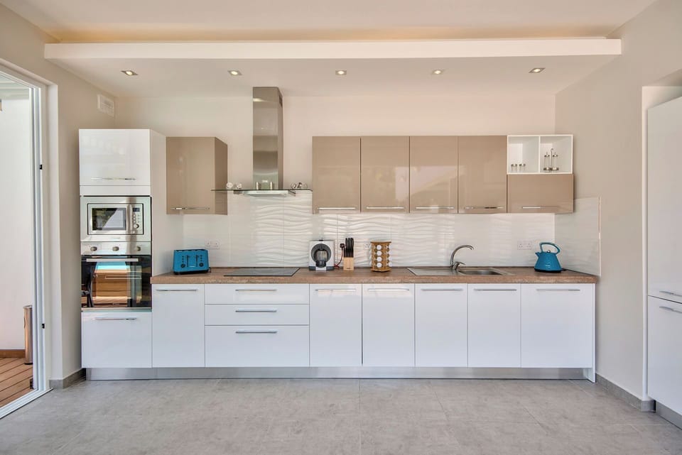 Fridge, oven, dishwasher, electric kettle