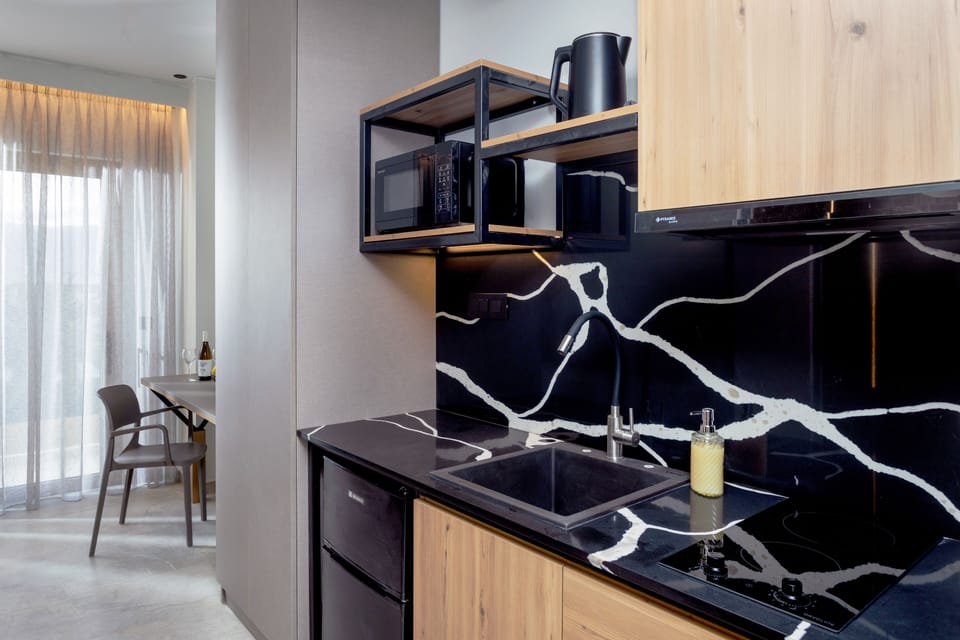 Junior Studio Suite | Private kitchenette