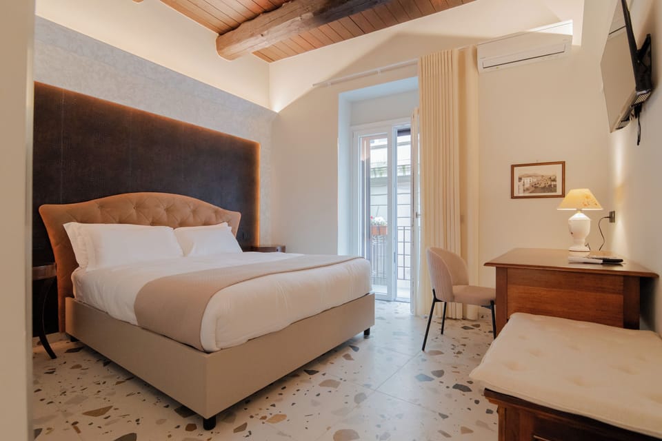 Deluxe Double Room, Balcony, City View | Desk, free WiFi