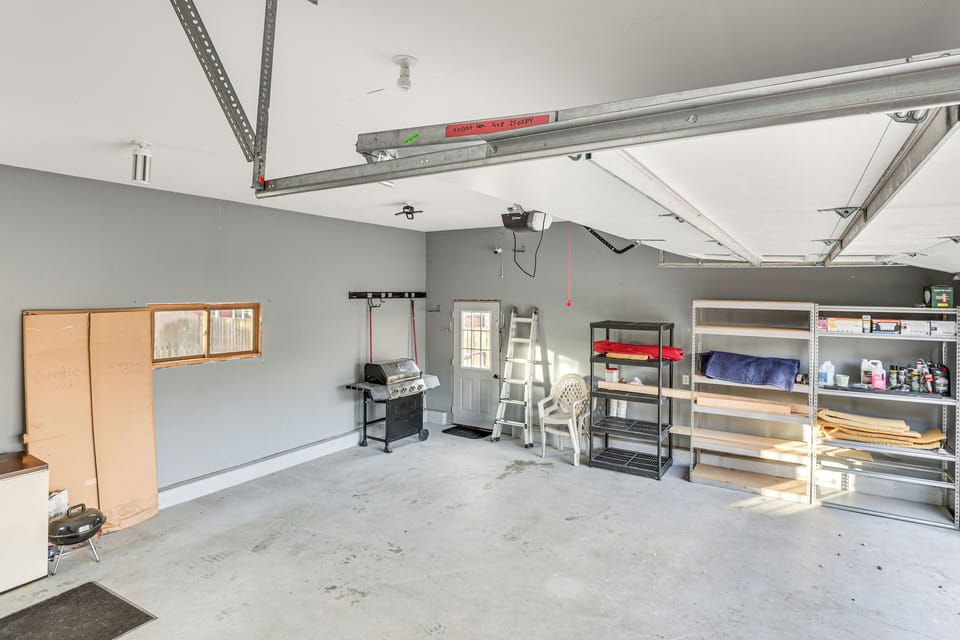 House (5 Bedrooms) | Interior
