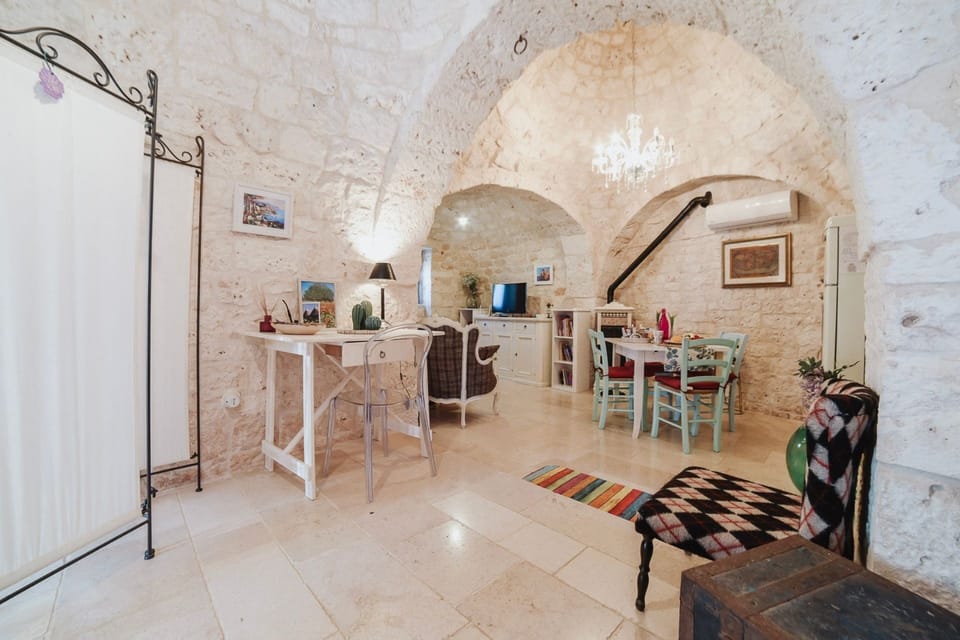 Interior Design, Furniture, Flooring, Ceiling, Floor, Chair, Room, Light Fixture, Apartment, Living Room