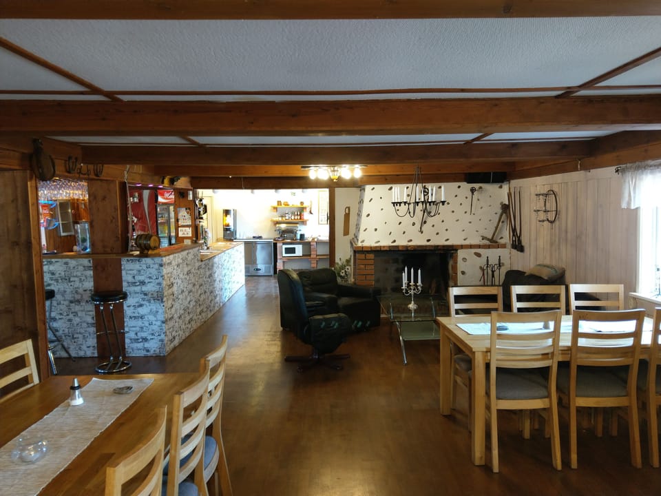 Breakfast, lunch, dinner served; Scandinavian cuisine 