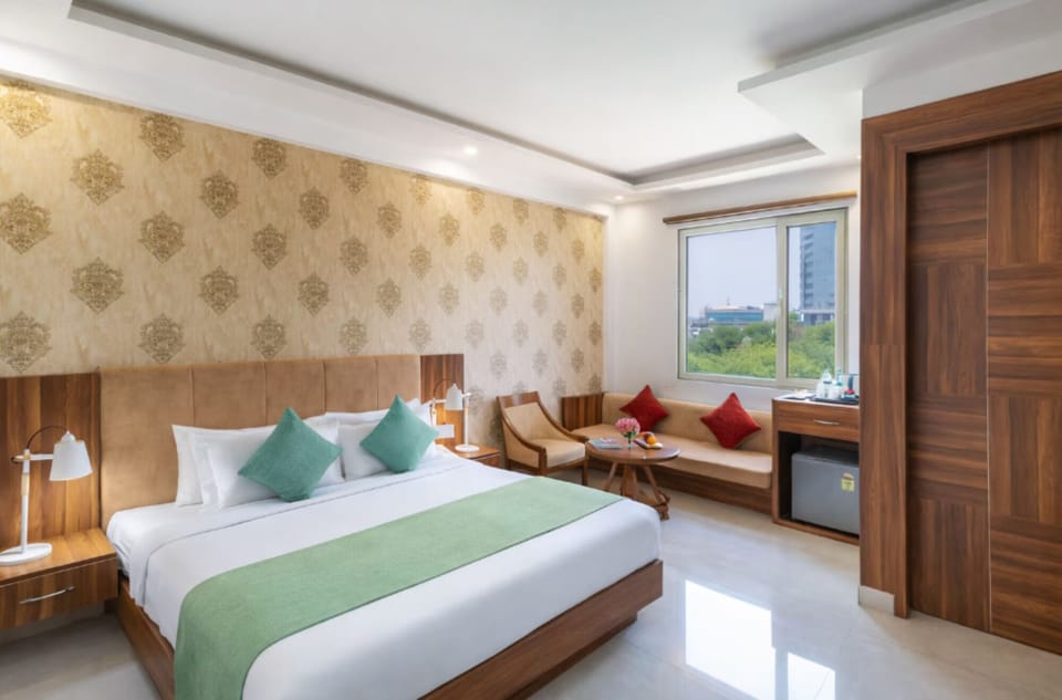 Premium Double Room | Free WiFi, bed sheets