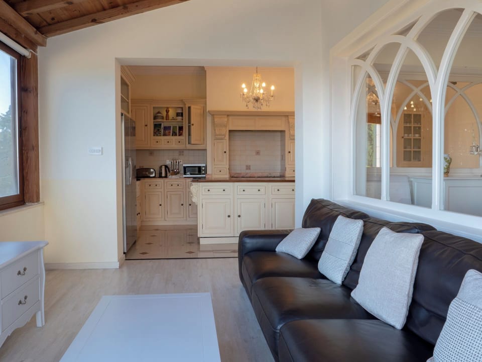 Villa (6 Bedrooms) | Interior