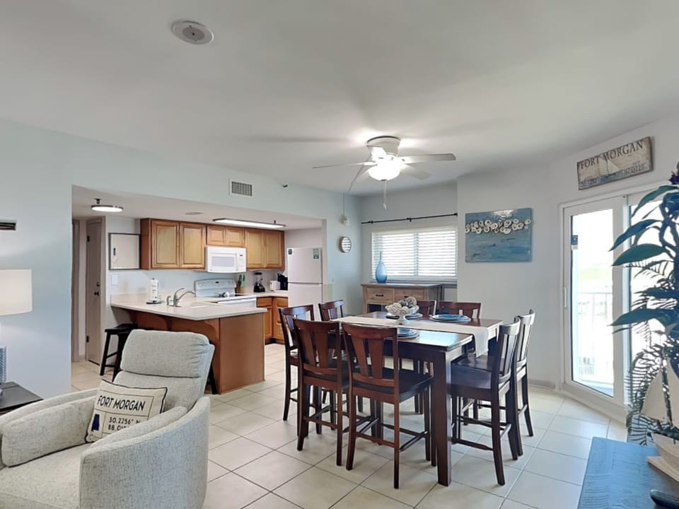 Dining Area - Table for Eight and Bar Seating